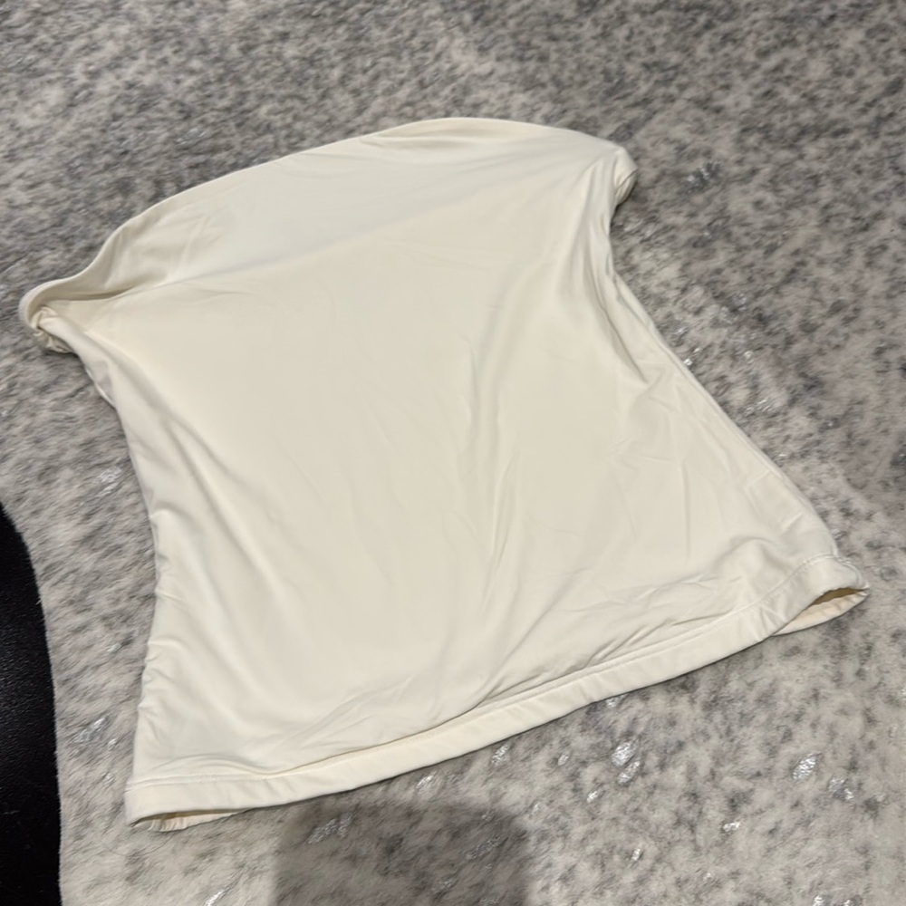Suuksess tune top white